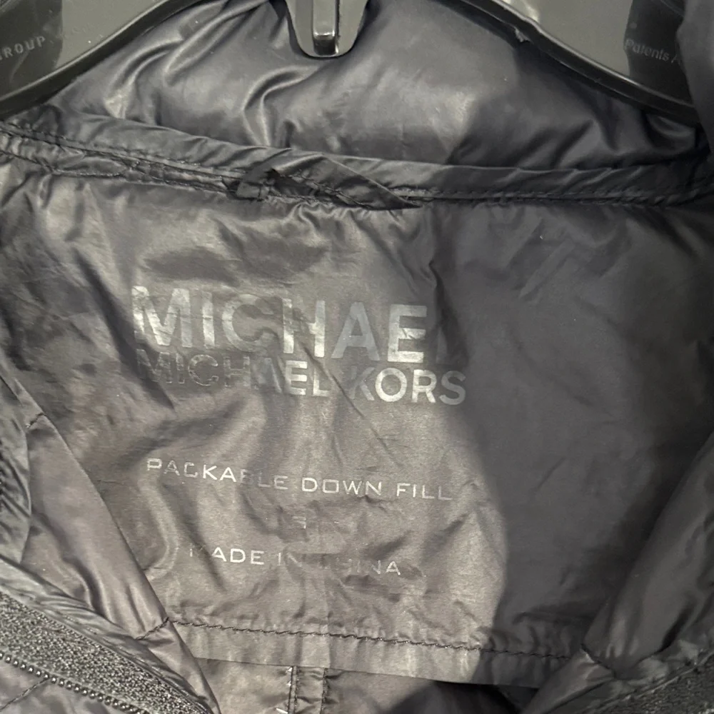Women's Black Michael Kors Packable Down Quilted Jacket Size Small